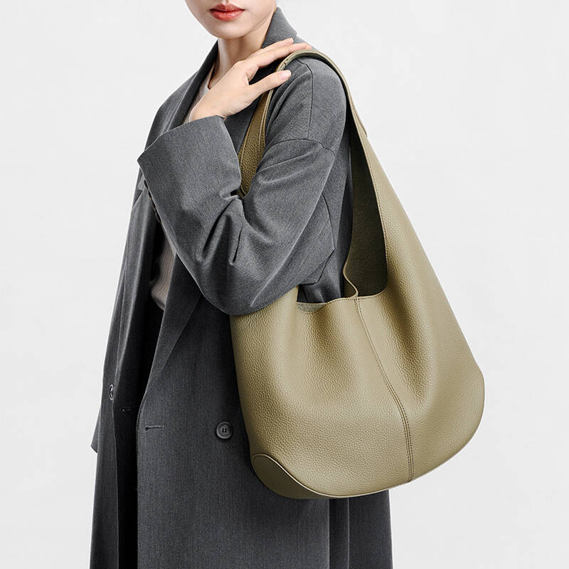 Luxury Bags Made In China - Women's Red Shoulder Bag, Fashion Luxury