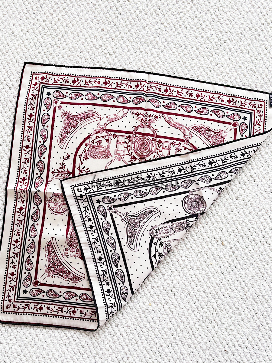 Double Faced Print Scarf Silk  – Luxury Bags Hong Kong recenzja i cena