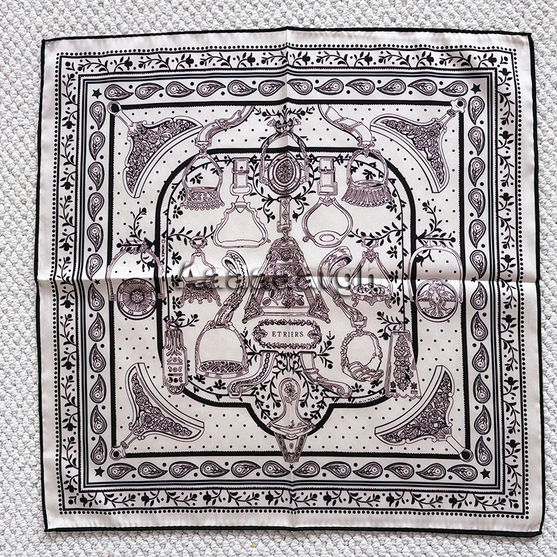 Double Faced Print Scarf Silk  – Luxury Bags Hong Kong recenzja i cena