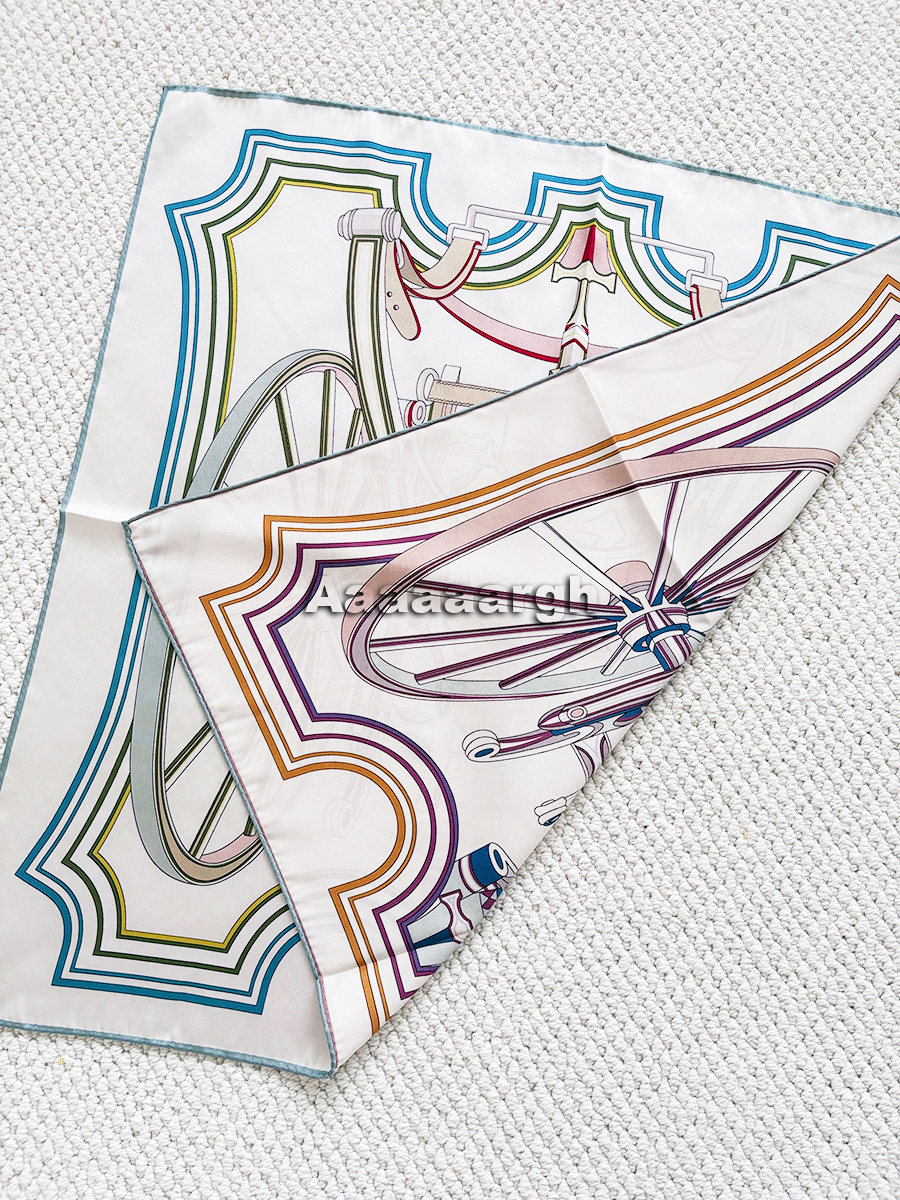 Luxury Silk Scarf 70cm Women H – Luxury Bags Hong Kong recenzja i cena