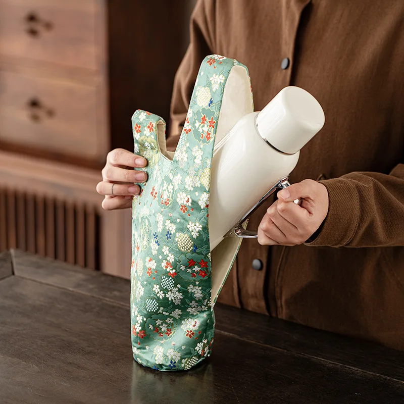 Travel thermos cup bag large l – Luxury Bags Levels recenzja i cena