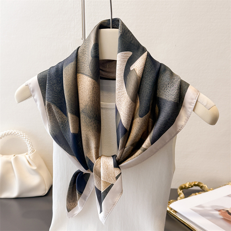 70cm Luxury Silk Square Scarf  – Luxury Bags For Summer recenzja i cena