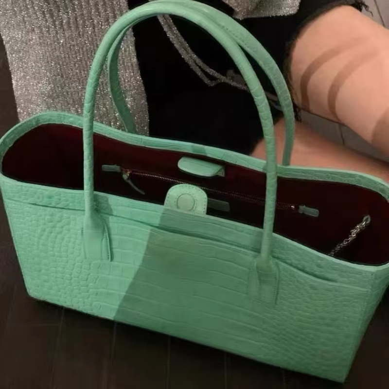 Crocodile-embossed Tote Bag La – Luxury Bags Green recenzja i cena