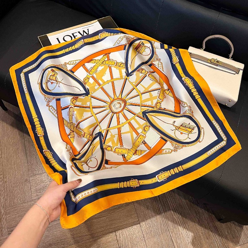 Luxury Design Skinny Silk Squa – Luxury Bags Design recenzja i cena