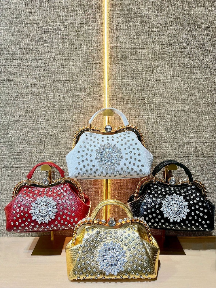 High-level Texture Rhinestones – Luxury Bags Levels recenzja i cena