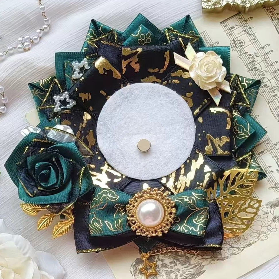 Green Ribbon Badge Rosette. Lu – Luxury Bags Green recenzja i cena