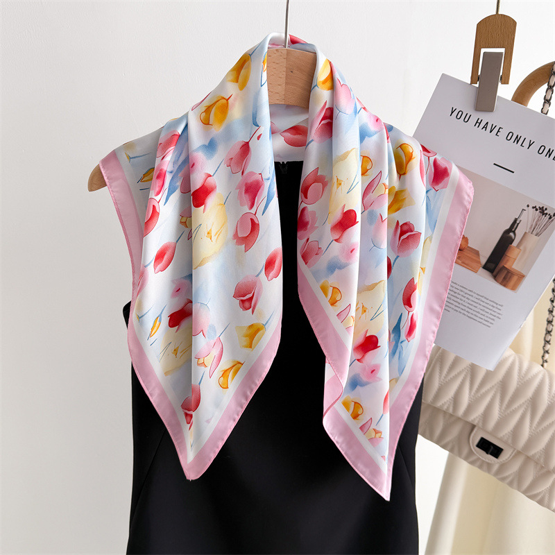 Luxury Printed Square Scarves  – Luxury Bags For Summer recenzja i cena